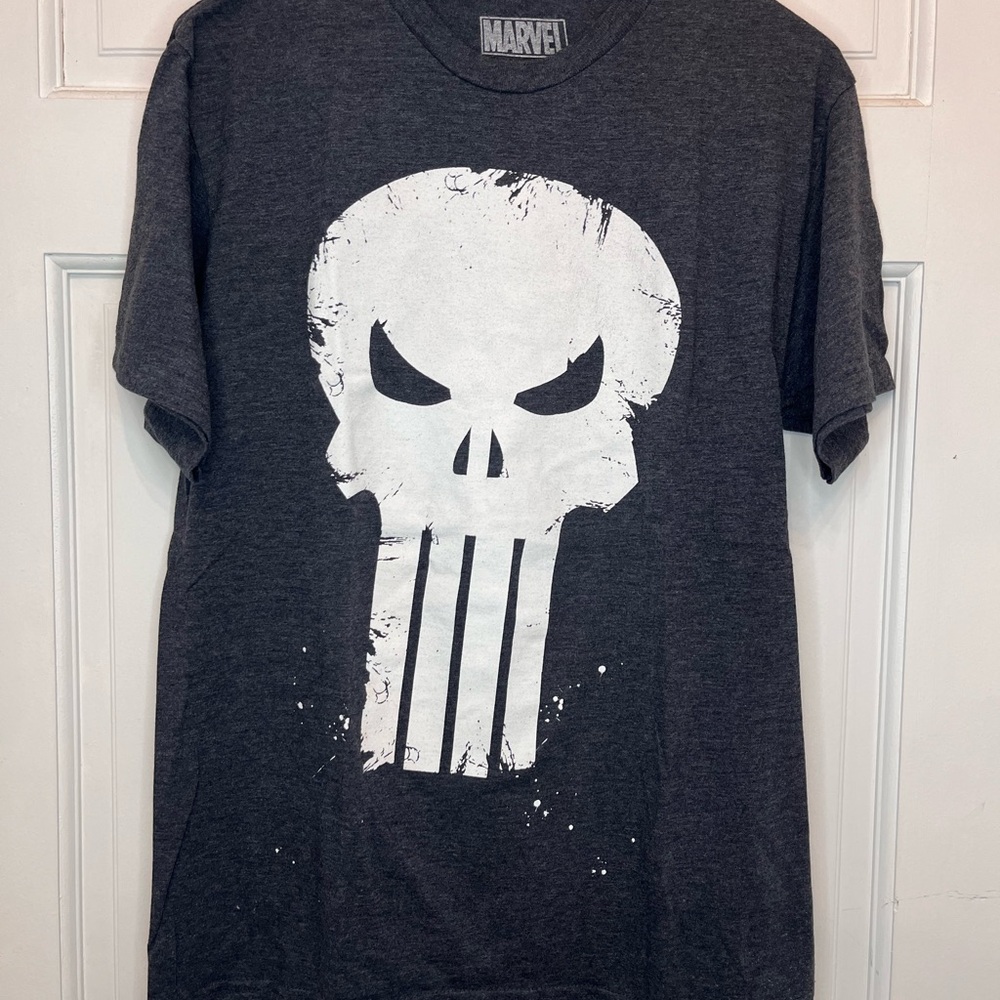 Marvel Men's Punisher Charcoal Tee